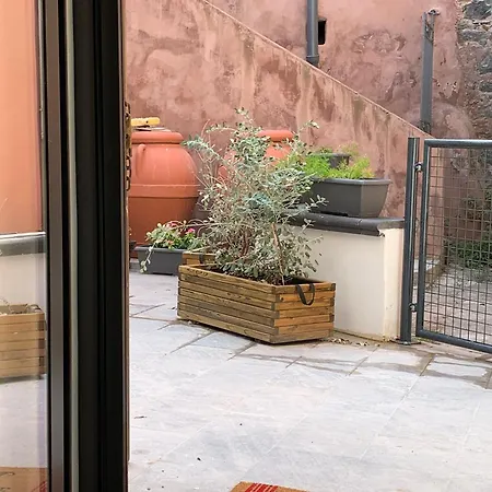 Dimora Lilli E Silvia * קטאניה